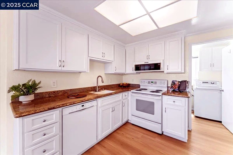 1425 Bel Air Dr, Concord, CA 94521 - Photo 4