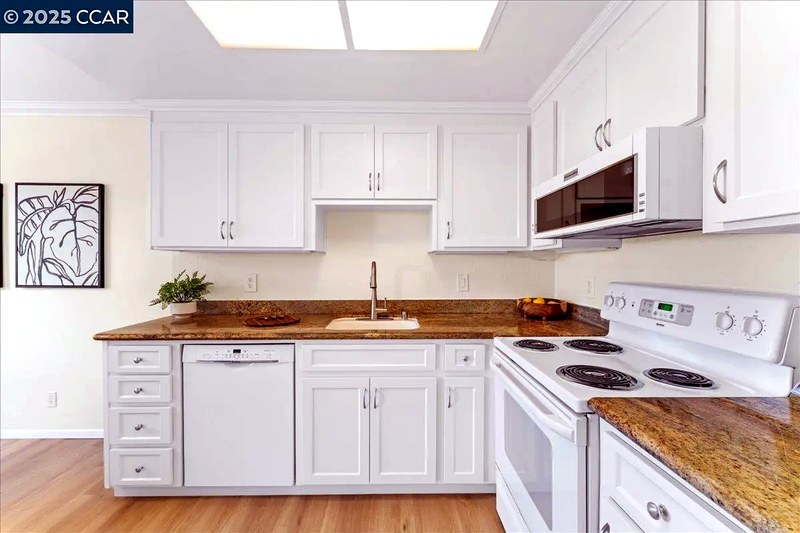 1425 Bel Air Dr, Concord, CA 94521 - Photo 12