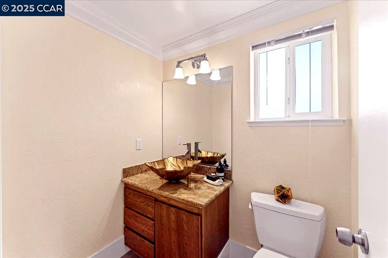 1425 Bel Air Dr, Concord, CA 94521 - Photo 17