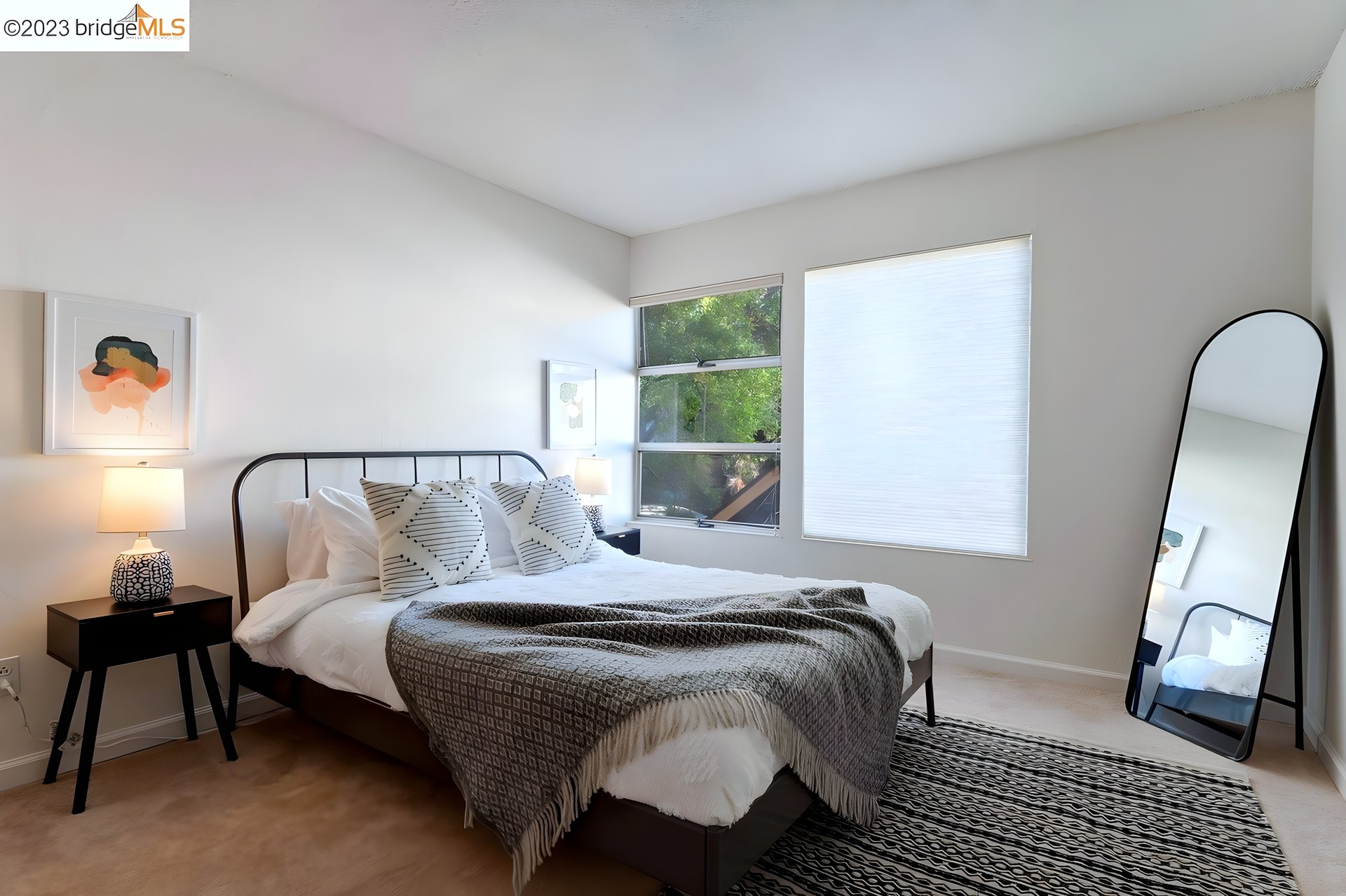 Moss Ave, Oakland, CA 94610 - Featured