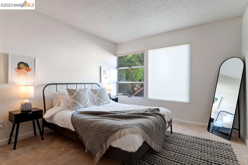 22 Moss Ave #212, Oakland, CA 94610 - Photo 2