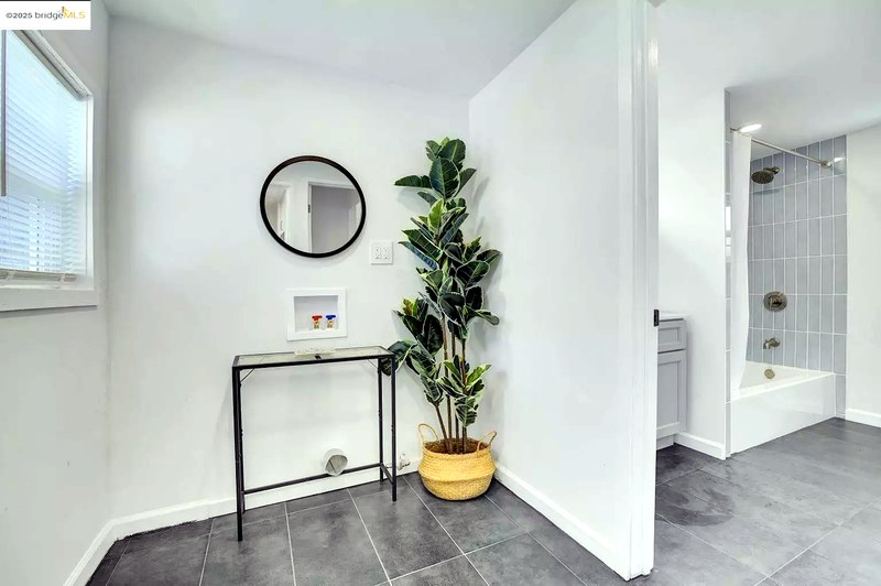 2339 20th St, San Pablo, CA 94806 - Photo 5