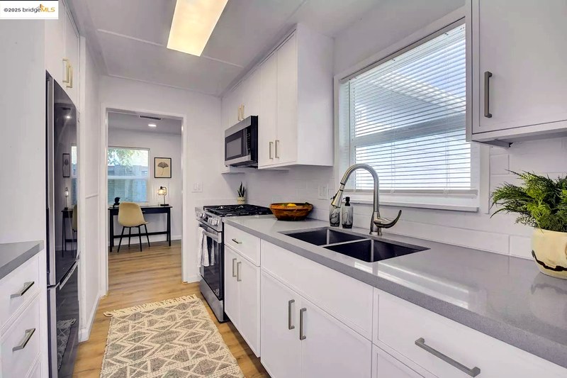 2339 20th St, San Pablo, CA 94806 - Photo 10