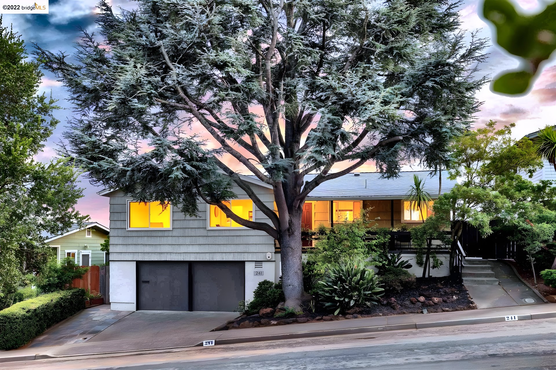 Oakland Hills home staged by BayStaged