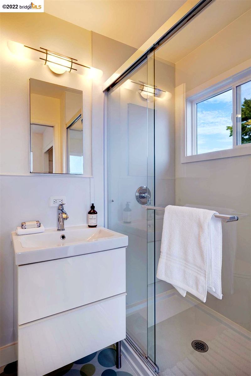 241 Chadbourne Way, Oakland, CA 94619 - Photo 6