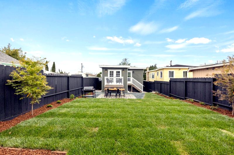 5018 Congress Ave, Oakland, CA 94601 - Photo 11