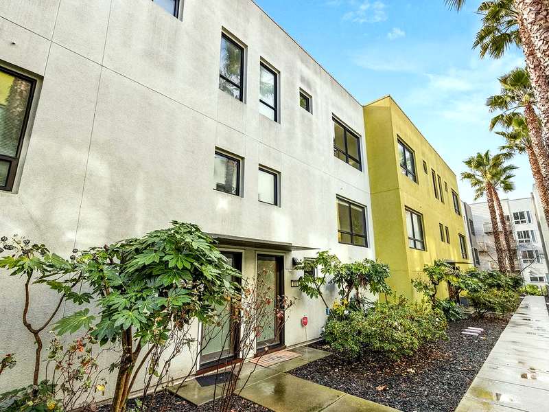 803 Zephyr Dr, Oakland, CA 94607 - Photo 3