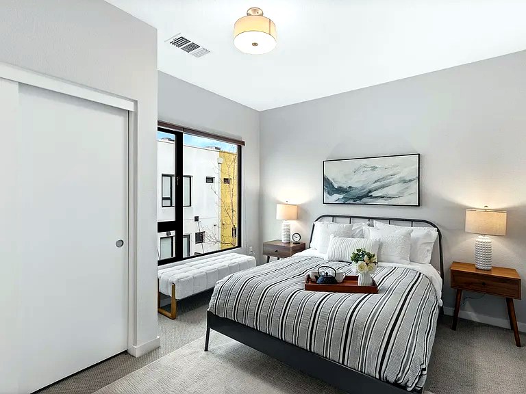 803 Zephyr Dr, Oakland, CA 94607 - Photo 11